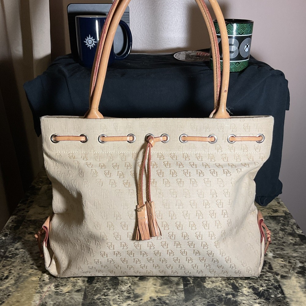 Vintage Dooney & Bourke Small Tassel Tote Canvas Handbag Beige Signature Logo