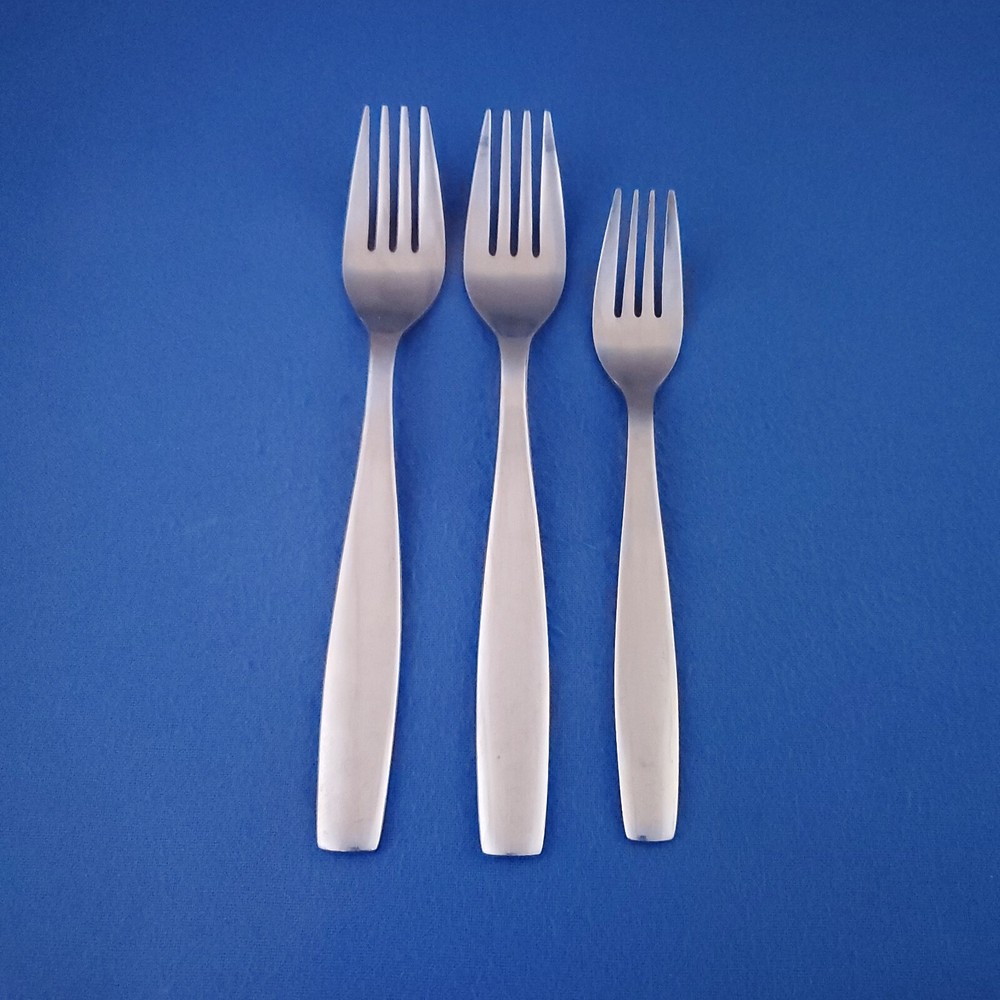 Gourmet Settings NON STOP Satin Stainless ~ (2) Dinner Forks & (1) Salad Fork
