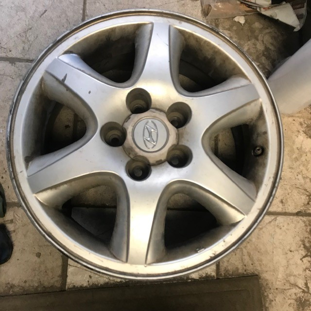 Wheel 16x6-1/2 Alloy 6 Spoke Fits 05-06 TUCSON 518413