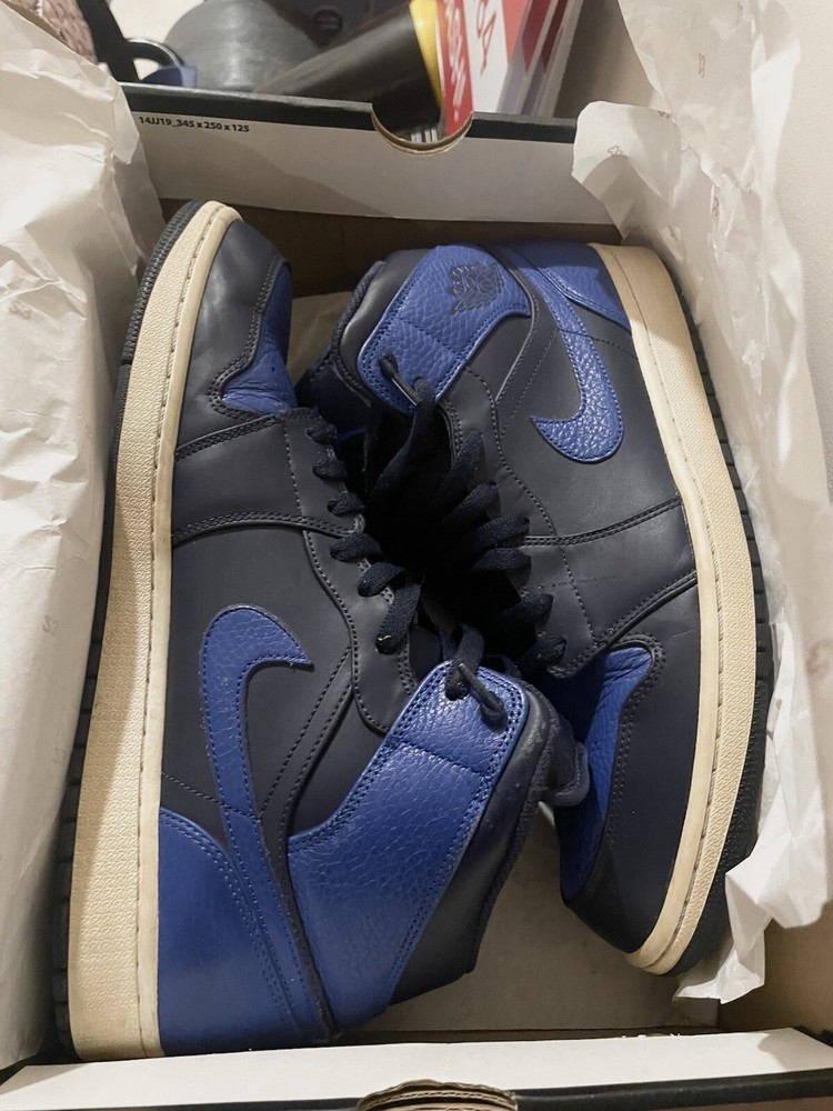 Jordan 1 Mid Obsidian Game Royal-554724-412