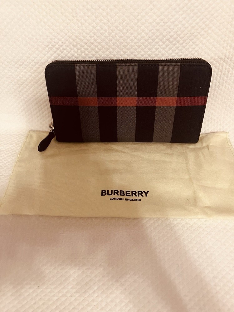 Burberry Nova Check Wallet Women