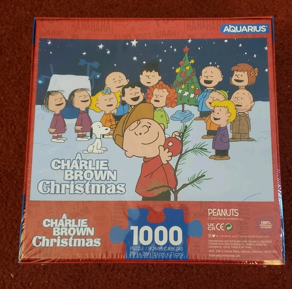 A Charlie Brown Christmas 1000-Piece Jigsaw Puzzle Featuring the Whole Gang