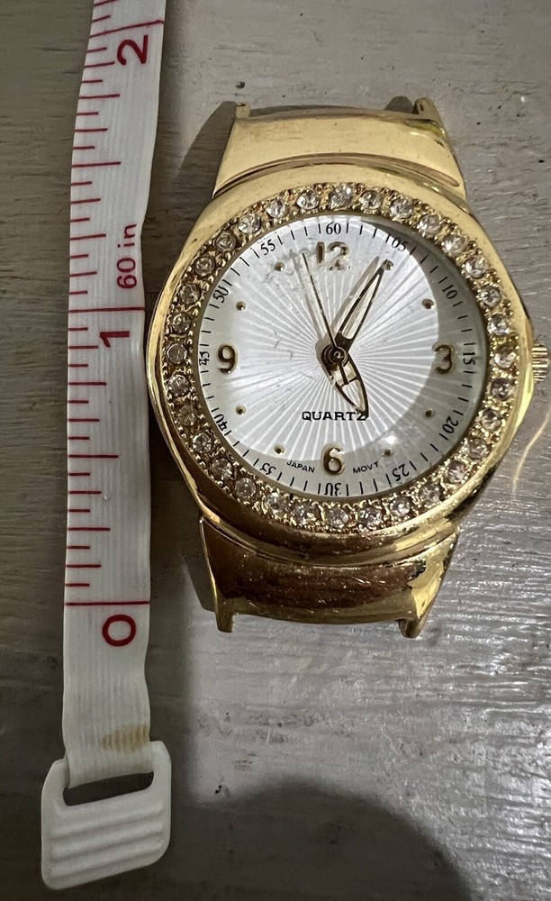 Vintage Watch Quartz Gold Tone/Color For Parts Repair No Band