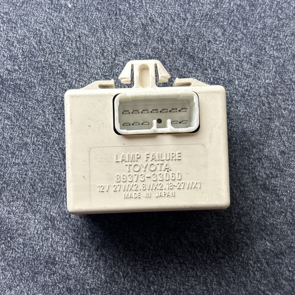 1995-1996 Toyota Camry Tail Lamp Failure Relay Module 89373-33060 OEM Used