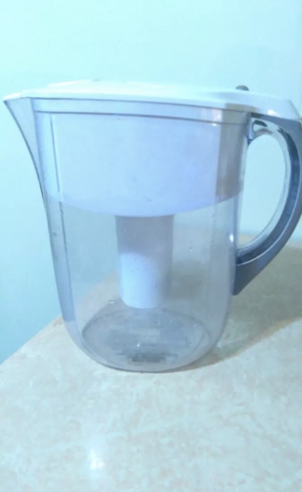 Brita Water Filtration Pitcher Model No. OB36/OB03 10 Cups