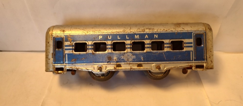 Hafner Streamliner Pullman O gauge Coach.