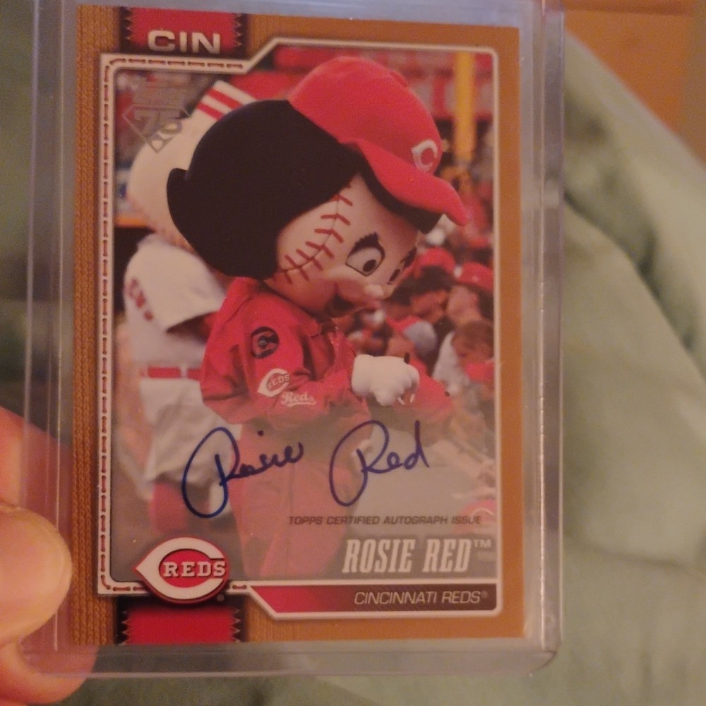 Topps 2026 75 Series One Rosie Red Cincinnati Reds Mascot Autograph /50