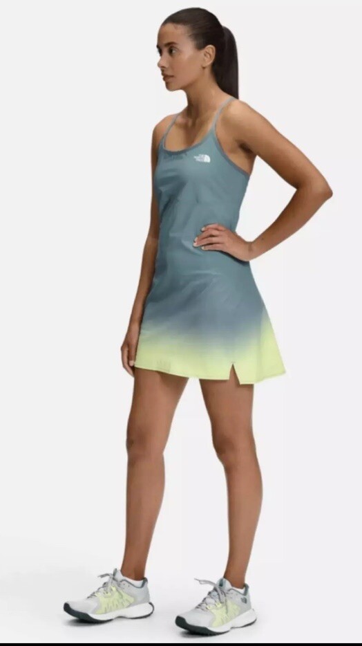 The North Face Size M  Arque Hike Goblin Blue Ombré Sky Flashdry Tennis  Dress