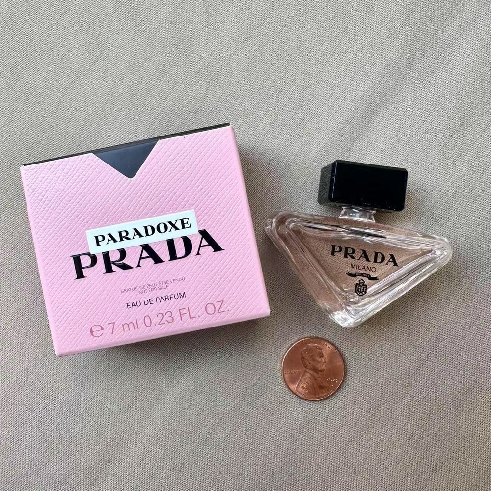 PRADA Paradoxe Eau de Parfum 0.23 oz. / 7mL Splash Travel Size Mini Perfume