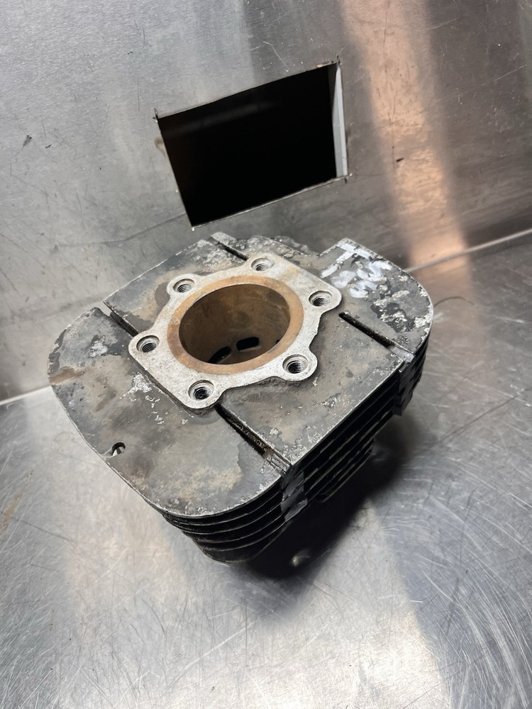 Suzuki TS185 TS185ER ER TS 185 Cylinder Barrel Jug Engine Motor Air Cooled Reed