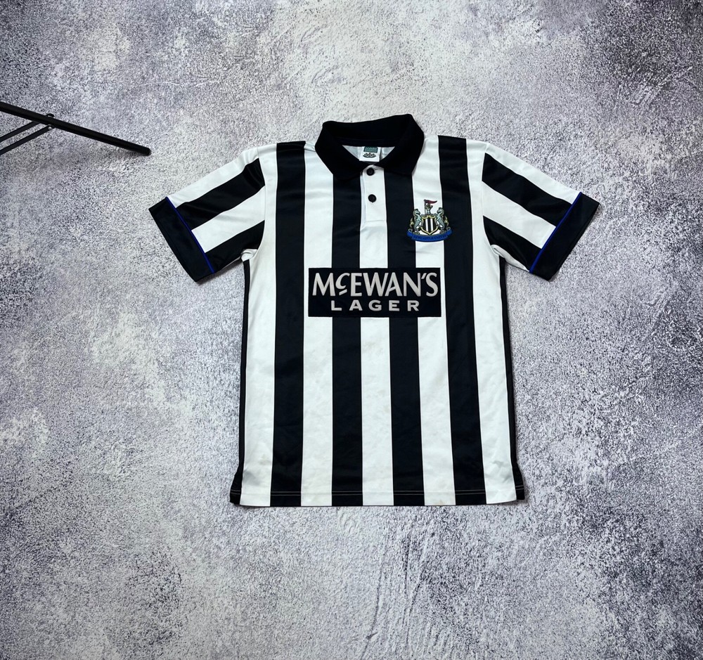 Newcastle United retro soccer jersey for men official score draw size M