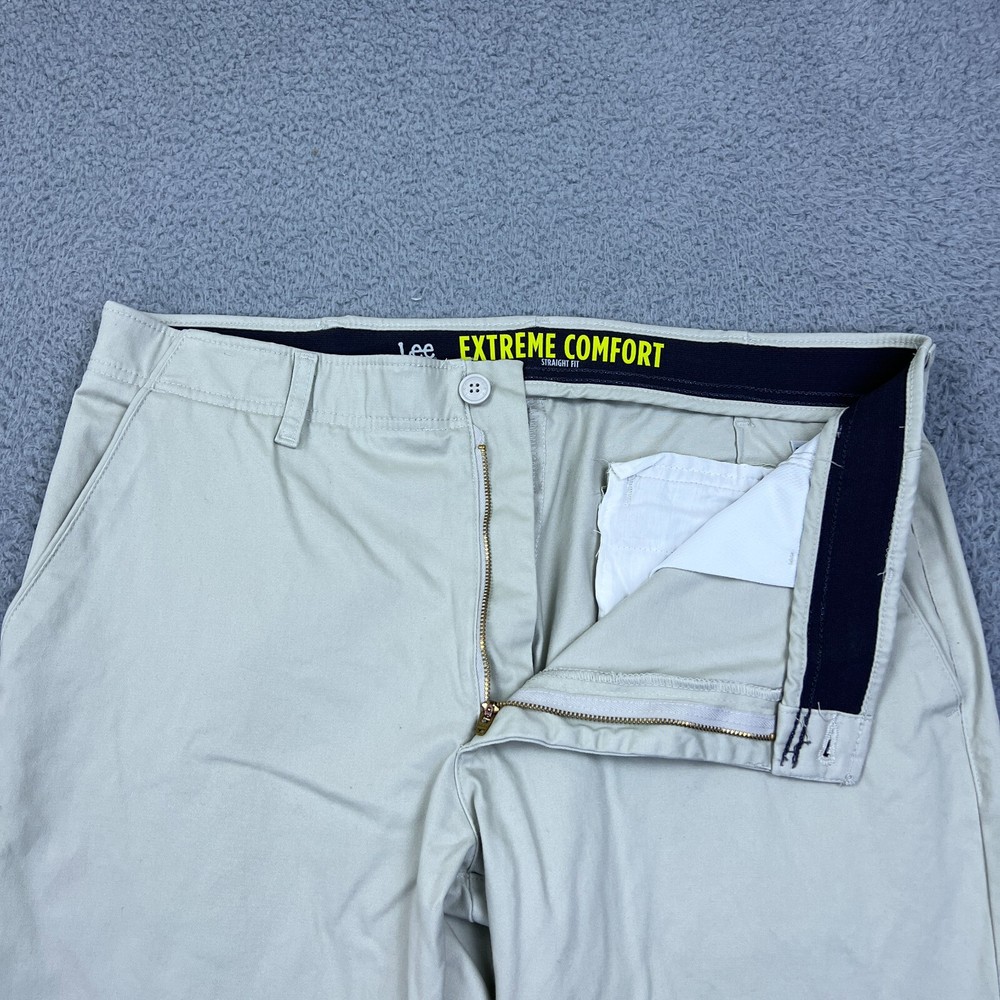 Lee Extreme Comfort Pants Men's 38x30 Flat Straight Fit Beige Ivory Chino Pants