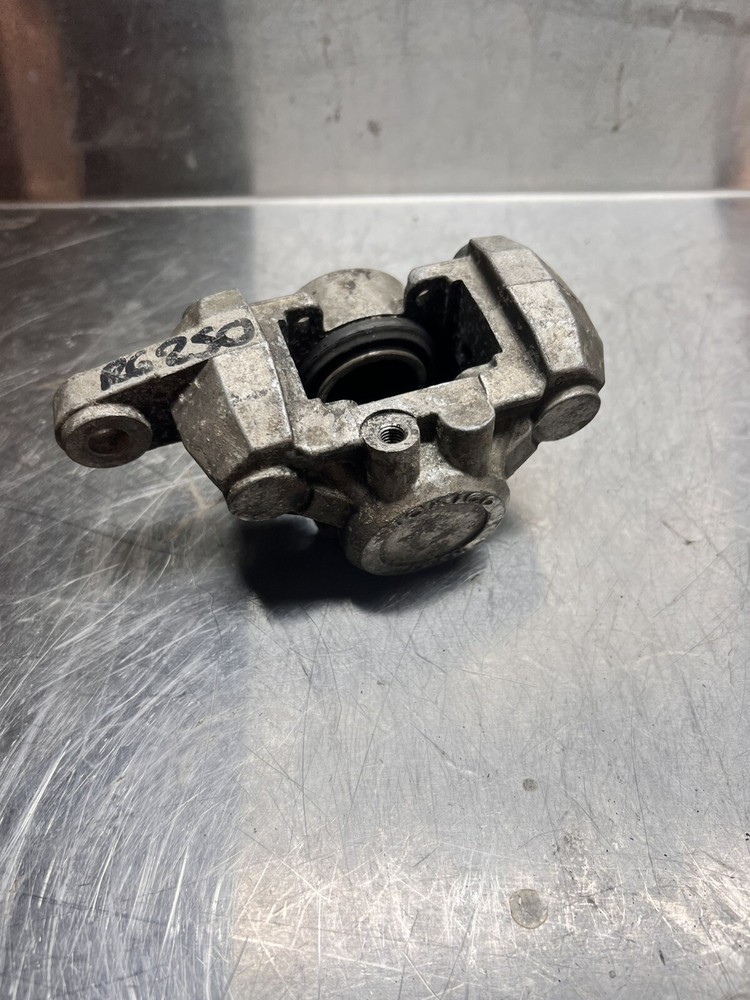 Suzuki RG250 RG 250 Gamma Rear Calliper Caliper Brake Genuine Back