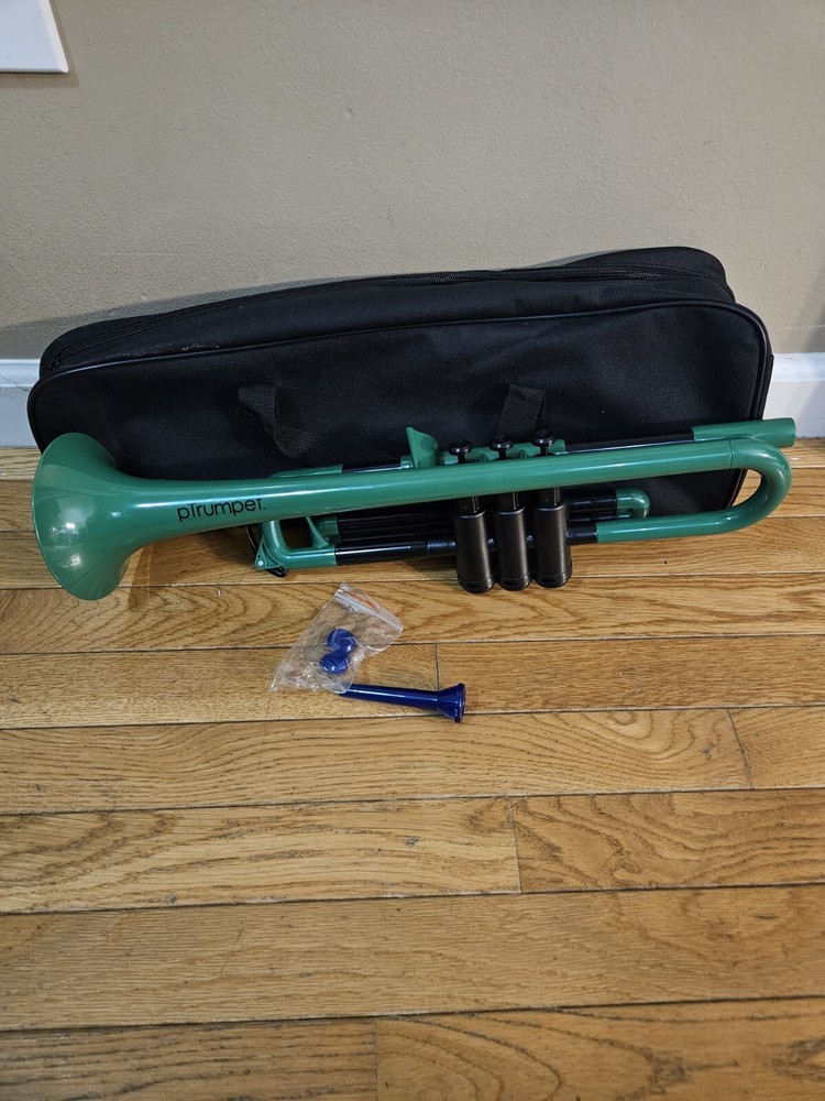 pTrumpet Plastic Trumpet 2.0 Green For Parts/Repair UNTESTED