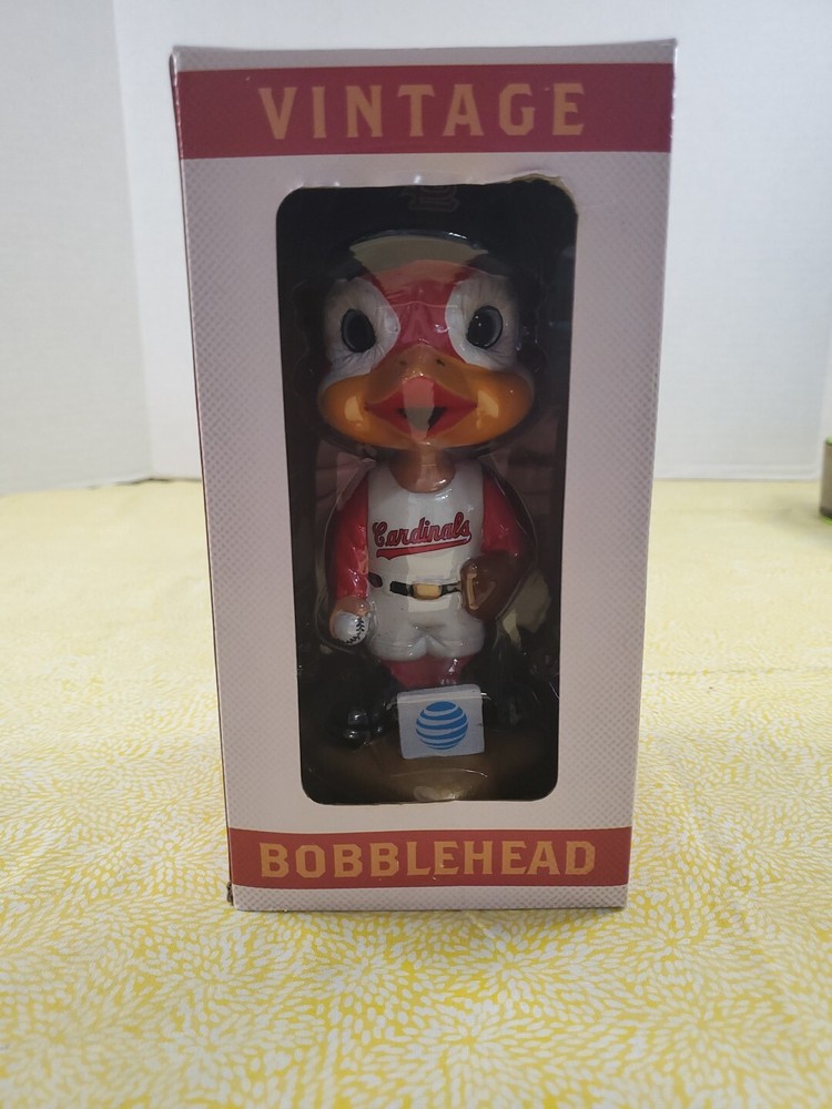 St. Louis Cardinals Vintage Retro 1960s Mascot Bobblehead Fredbird Rep 2016