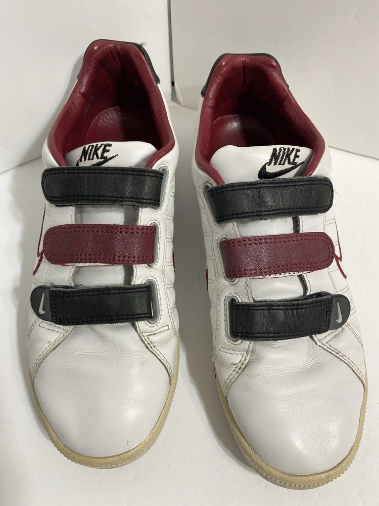 Nike Court Tradition White w/ Black & Burgundy Accents Women’s 2007 Trainers