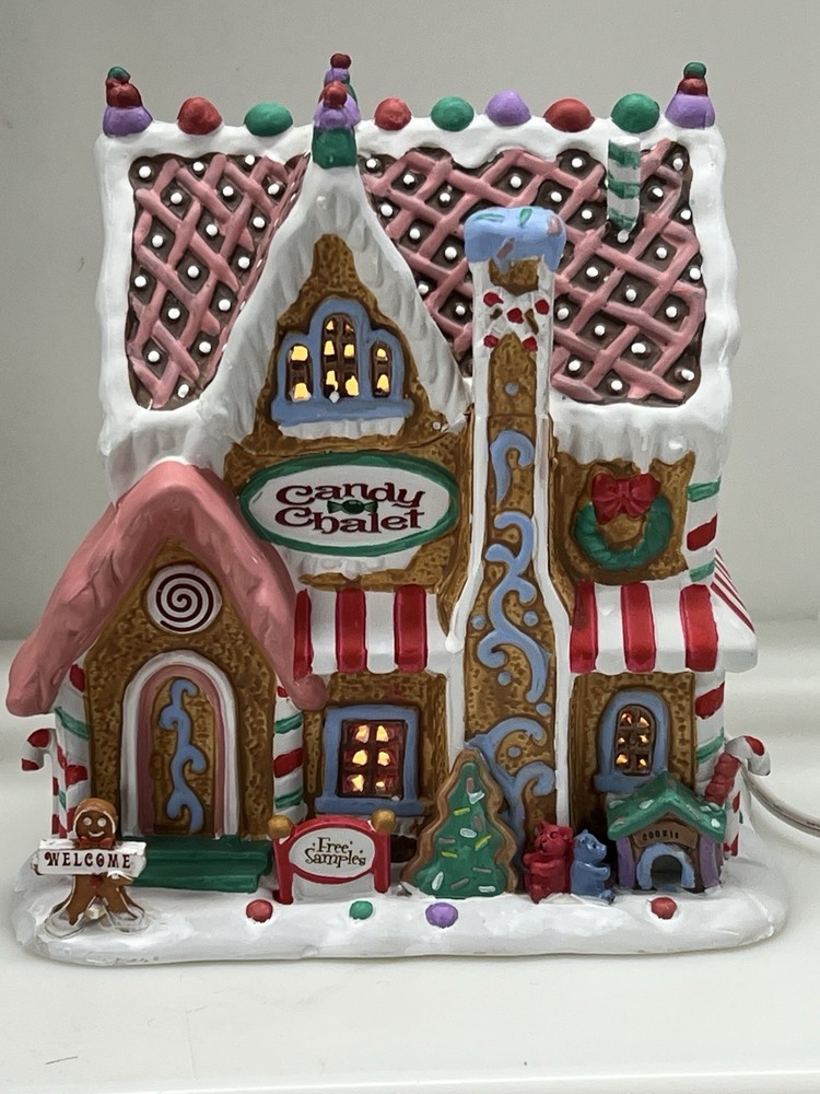 Lemax 2014 Ginger Bread House Candy Chalet Mint Condition Signature Series