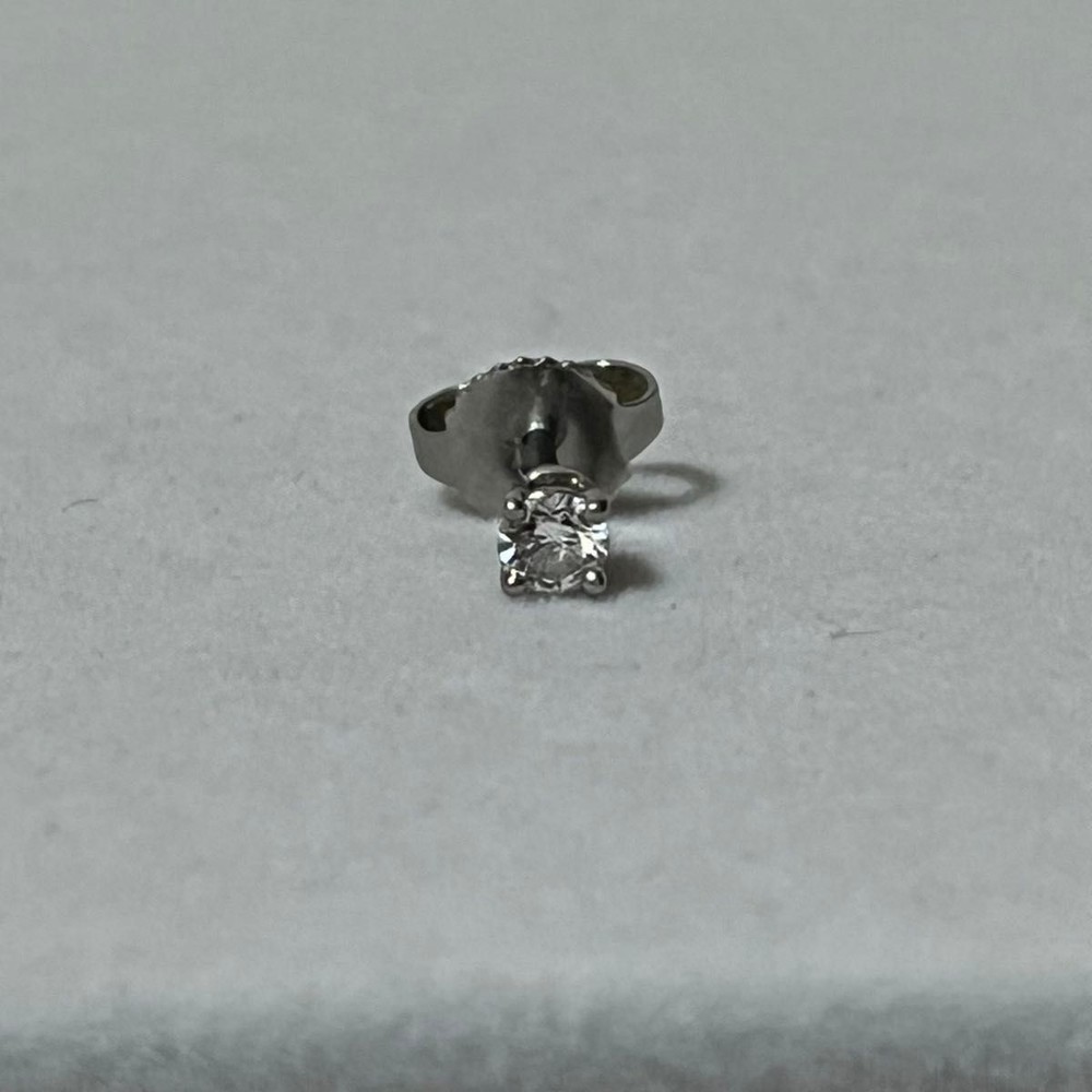 Tiffany Solitaire Diamond Stud Earrings Platinum (Single Ear)