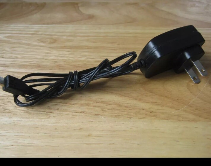 Huizhou Puan Electronics 5V 550mA Travel Charger Model 1CS01 PA-5V550mA-005