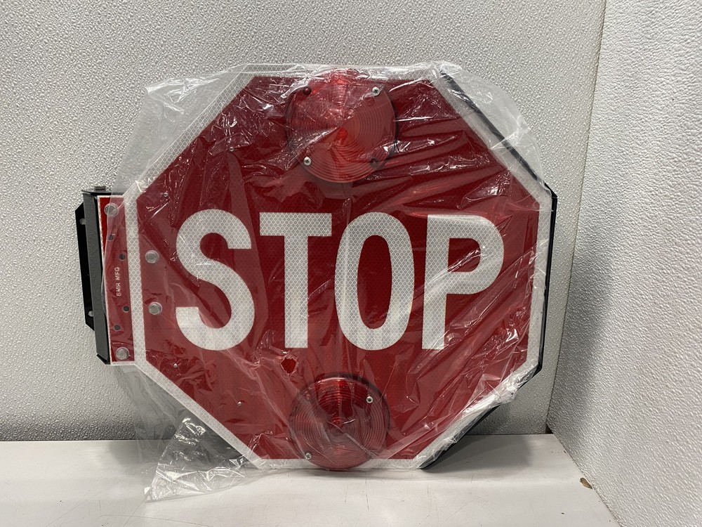 BMR Electric Stop Arm W/ Incandescent Lights M9910W