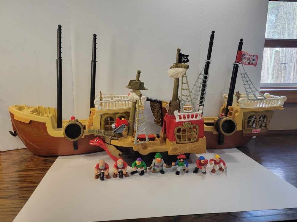 HUGE LOT VINTAGE FISHER PRICE GREAT ADVENTURES 1994 PIRATE SHIP ACCESSORIES VTG