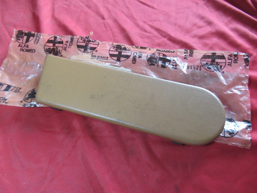 Genuine Alfa Romeo 33 1. Brown Cover Series 516528 NEW