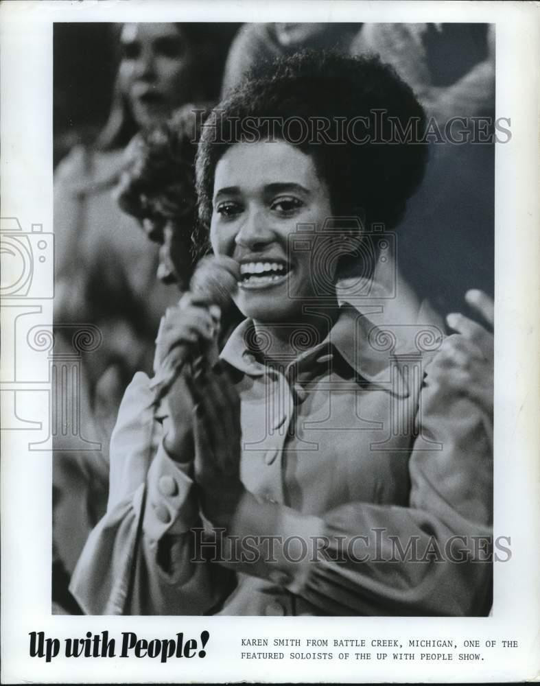 Press Photo Singer Karen Smith on 