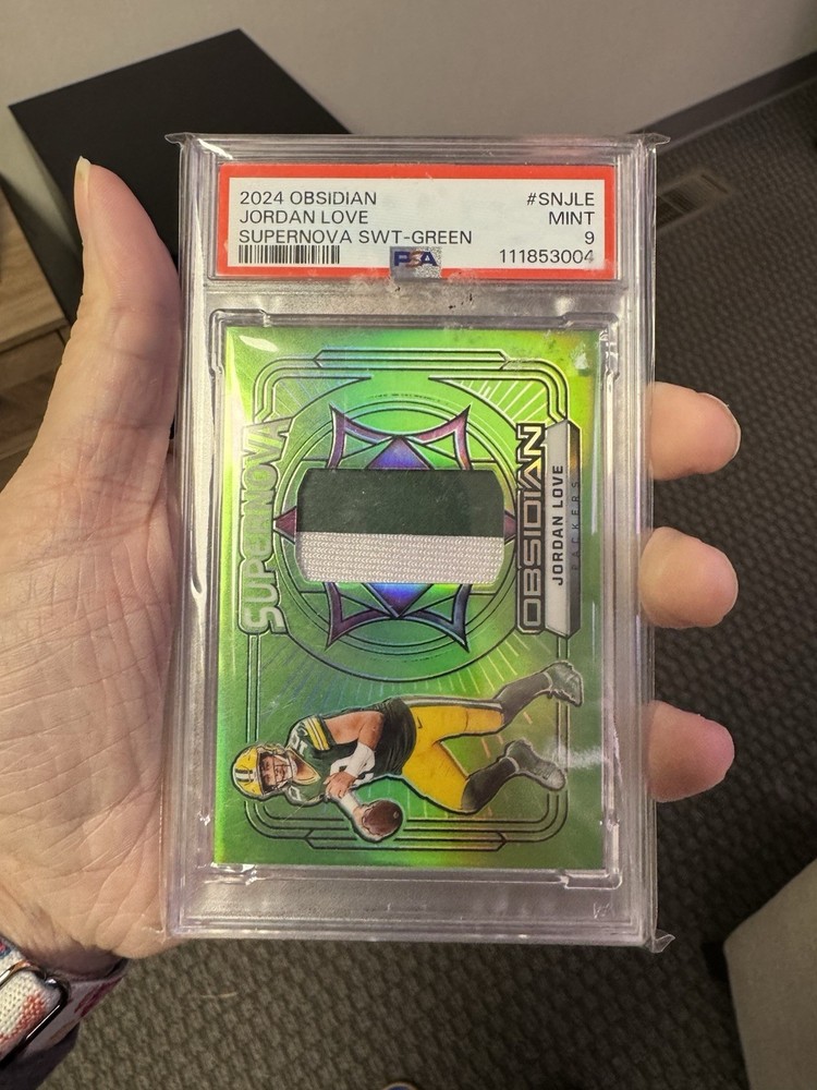 2024 Panini Obsidian Supernova Swatches Jordan Love #SN-JLE Green /5 (MEM)