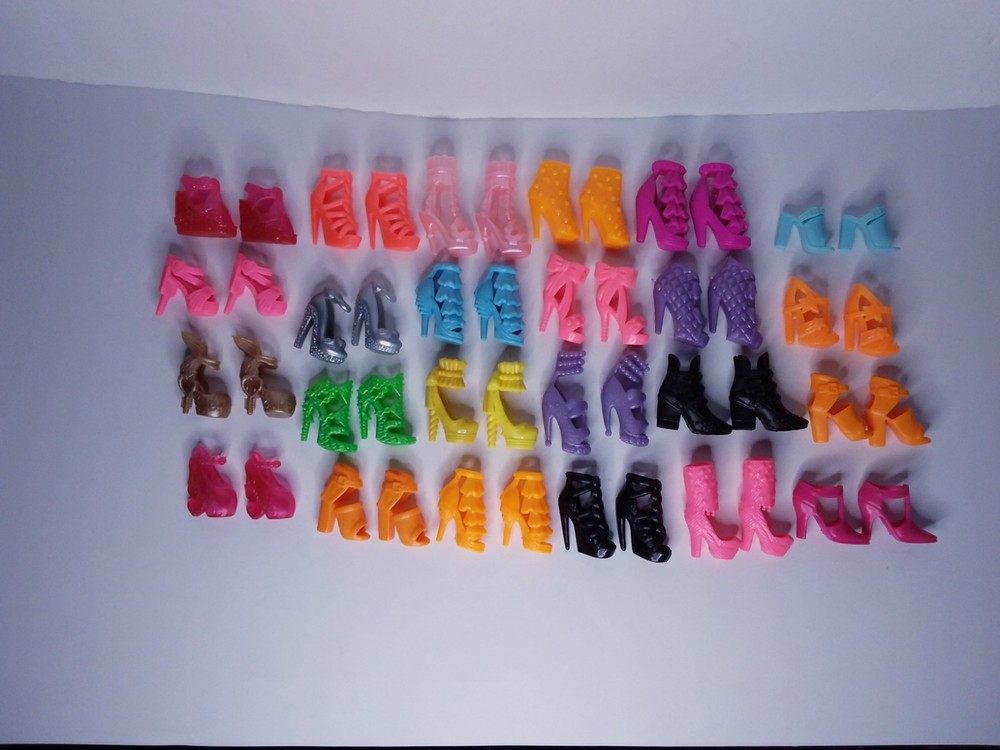 Barbie & Barbie Type Shoes - 24 Pair Lot Of Heels