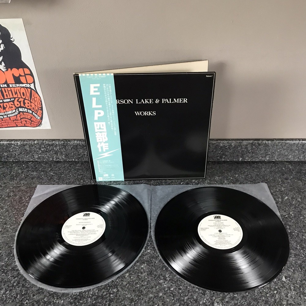 DOUBLE VINYL LP EMERSON LAKE & PALMER WORKS VOL 1 P-6311~2A JAPAN 1ST PRESS 1977