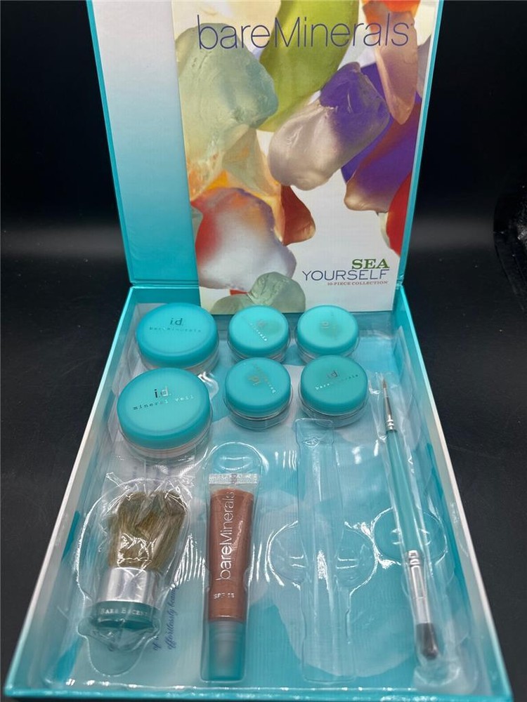 bareMinerals SEA YOURSELF 9 Piece Collection Foundation Eyecolor Veil Brushes