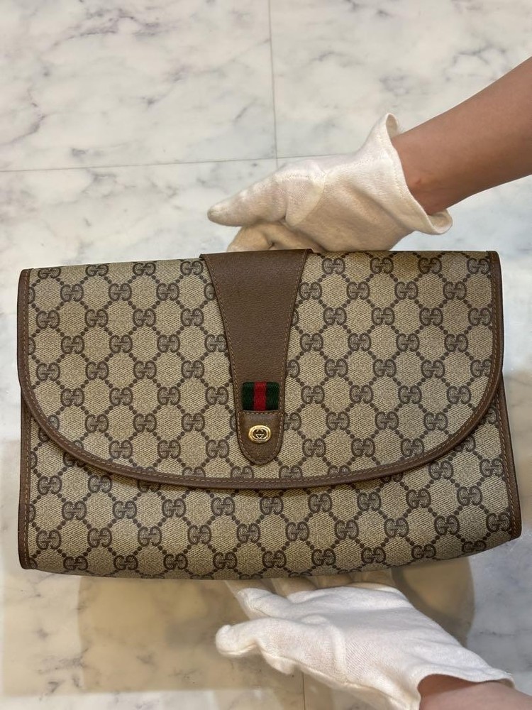 Gucci GG Monogram Clutch Bag in Signature Canvas