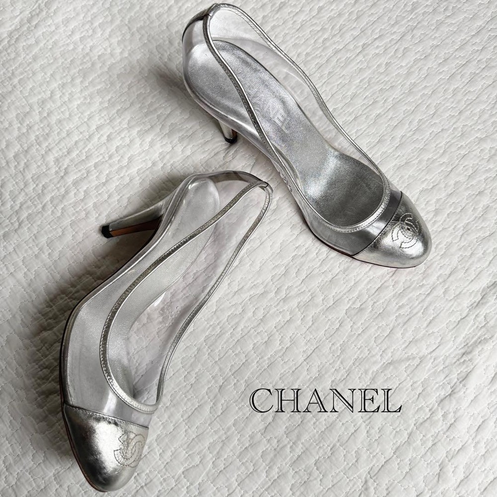 Rare CHANEL Silver Coco Mark Punching Pumps Size 37.5 US 7.5