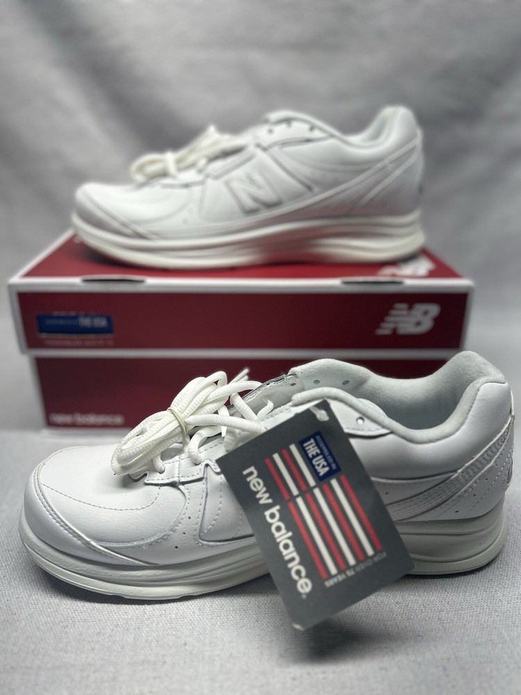 New Balance Women’s 577 White Hook & Loop Walking Sneakers, 9.5 D Width, WW577WT