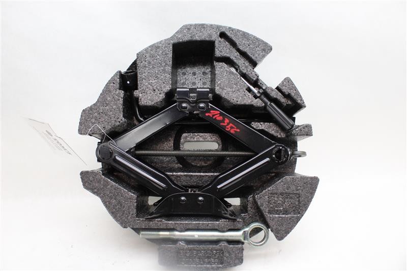 Used Floor Jack fits: 2012 Subaru Legacy  Grade A