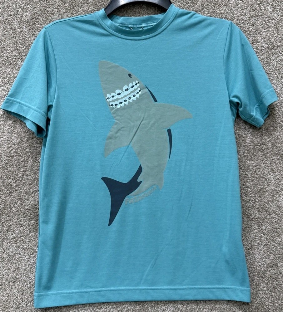 Patagonia Boys Large 12 Capilene Cool Daily Graphic T-Shirt Blue Shark 62420