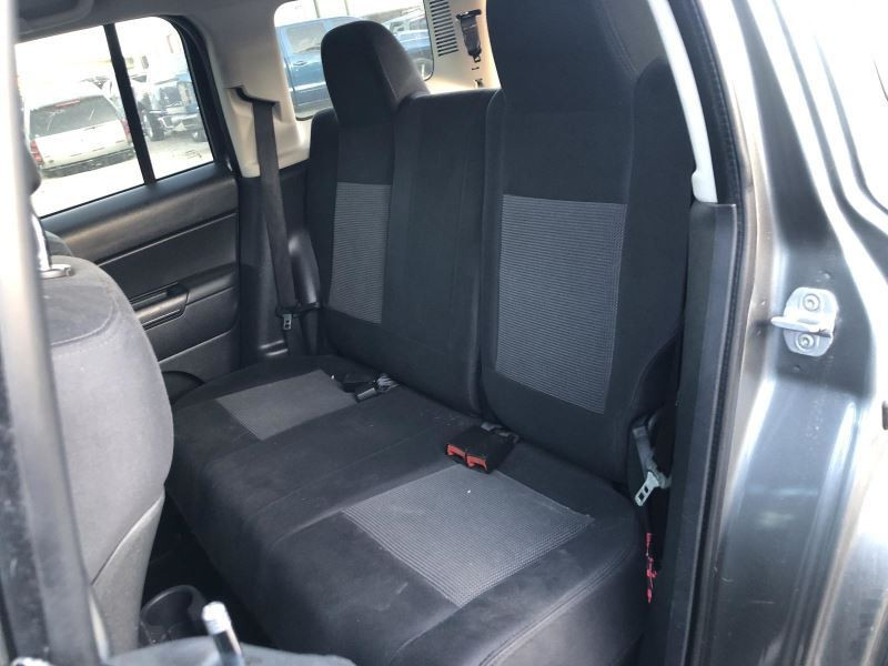 2010-2014 JEEP PATRIOT Rear Back Seat Bench C7DV Gray Cloth Fabric        875767