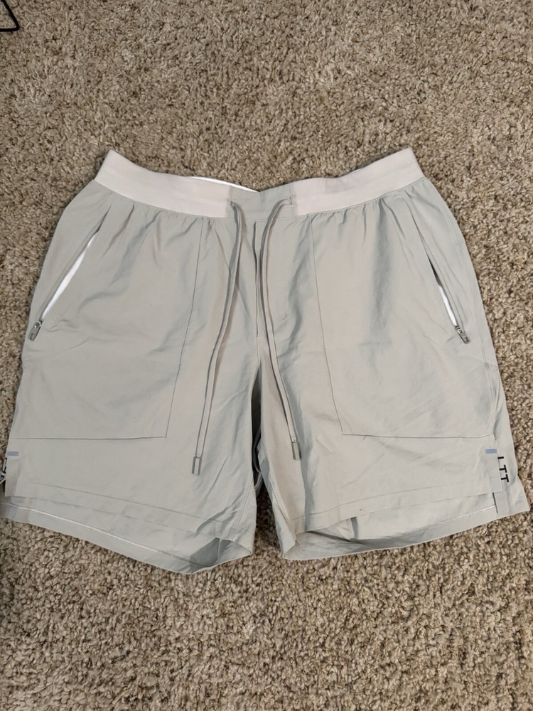 lululemon License to Train Linerless Short 7