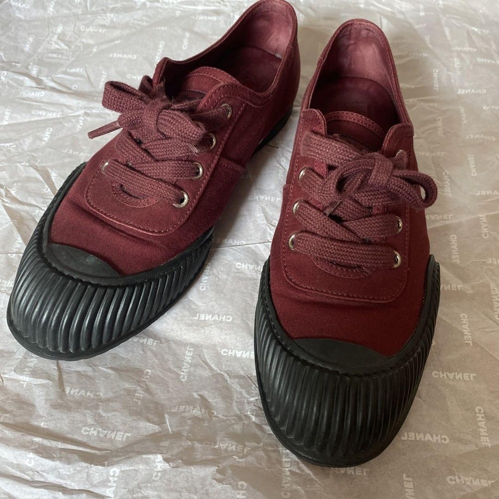 Prada Womens Red Black Leather Sneakers Size 5.5US 37.5EU Preowned