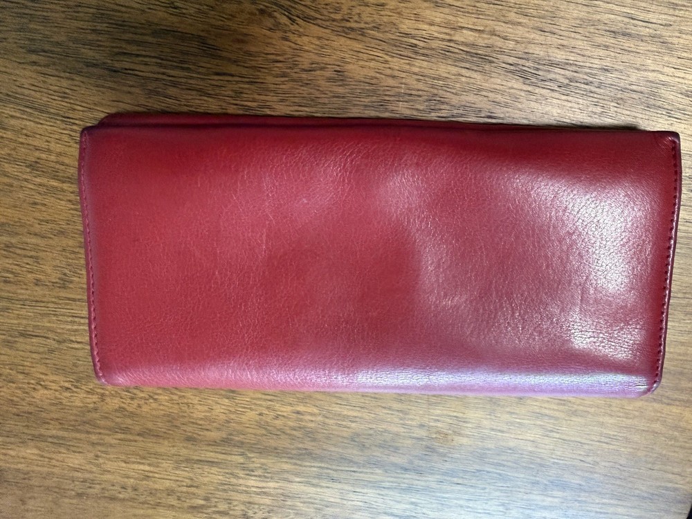 Hobo Leather Wallet With Magnet Closure True Red Color