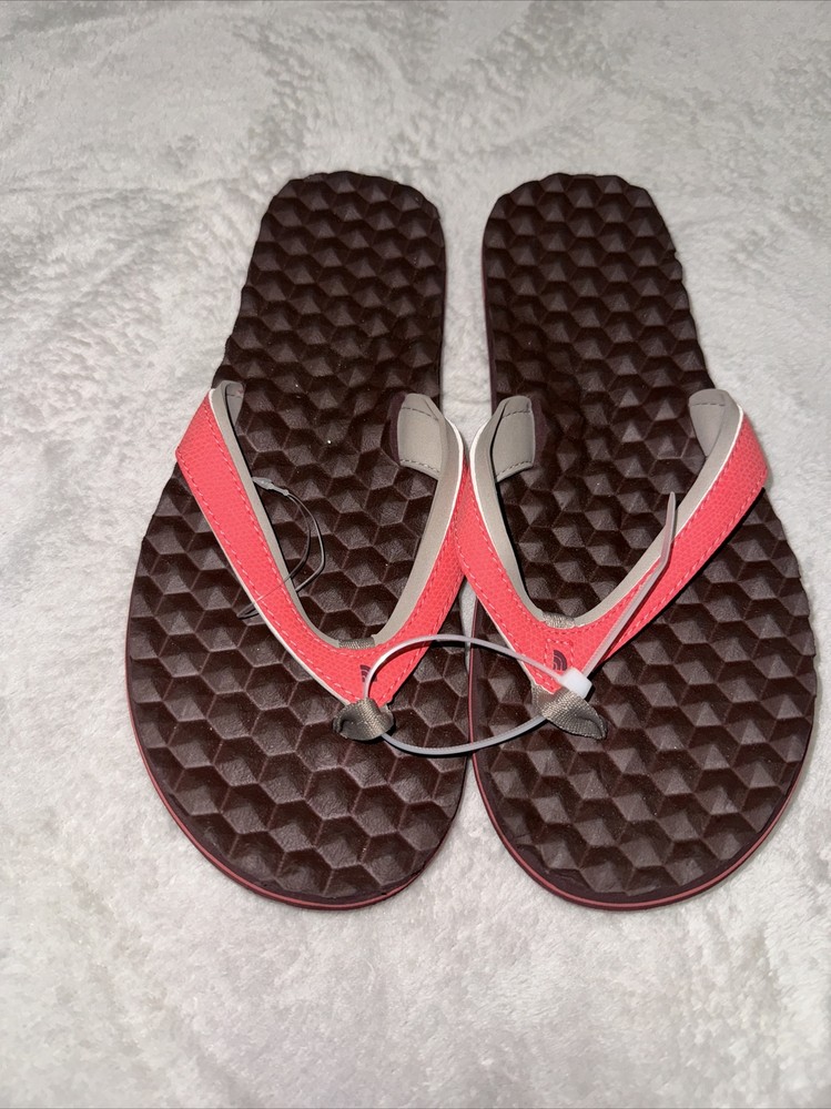 North Face Womens Size 7 Flip Flops Brand New Without Tags