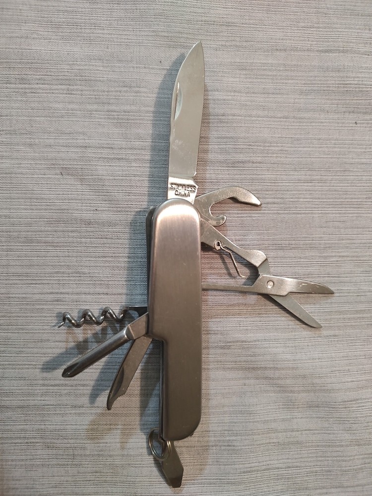 Stainless Steel 7-in-1 Multi Tool Pocket Knife Keychain