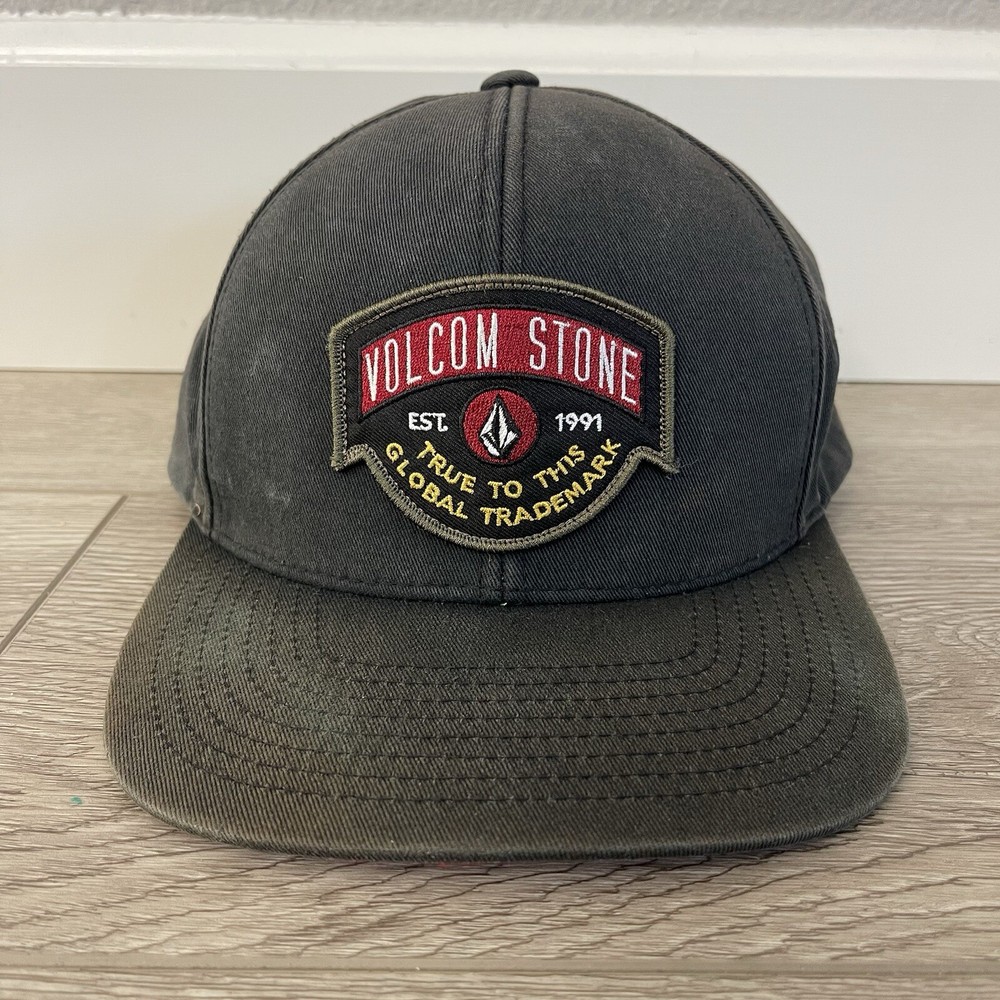 VINTAGE Volcom Hat Cap Snap Back Black Skater Skateboarding Stone Faded