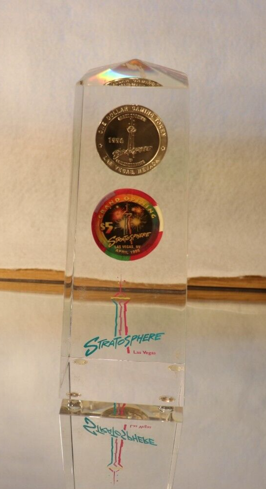 GRAND OPENING STRATOSPHERE LAS VEGAS $1 & $5 GAMING TOKEN IN LUCITE DISPLAY 1996