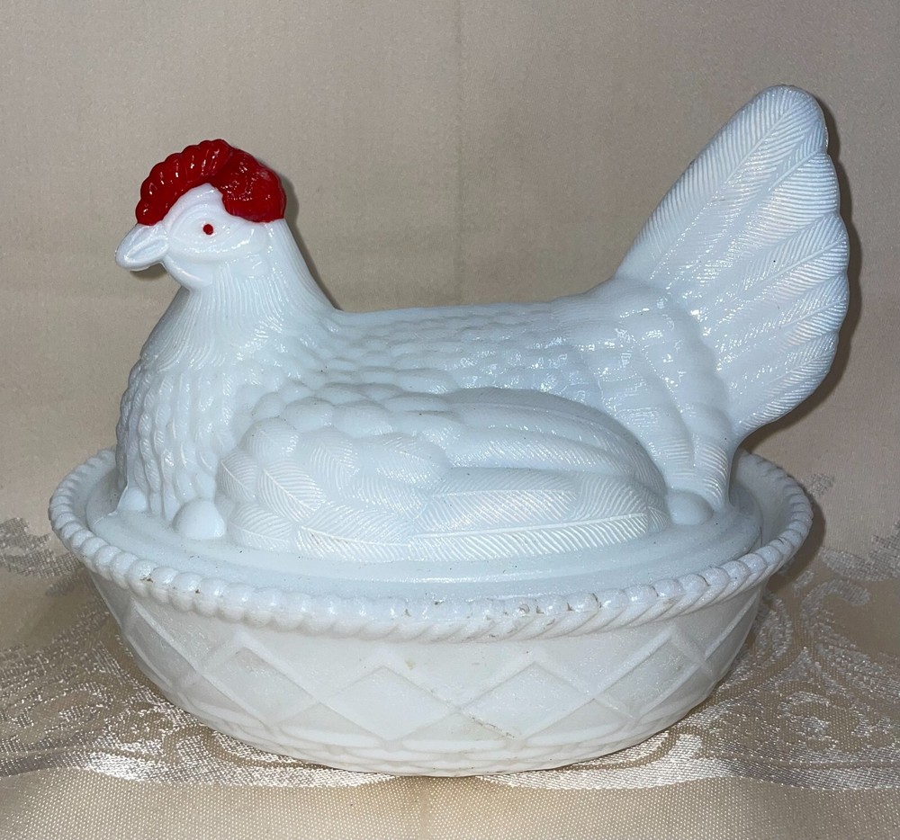 Vintage 1950s Westmoreland Milk Glass Hen Nest Covered Bowl Set 7x6