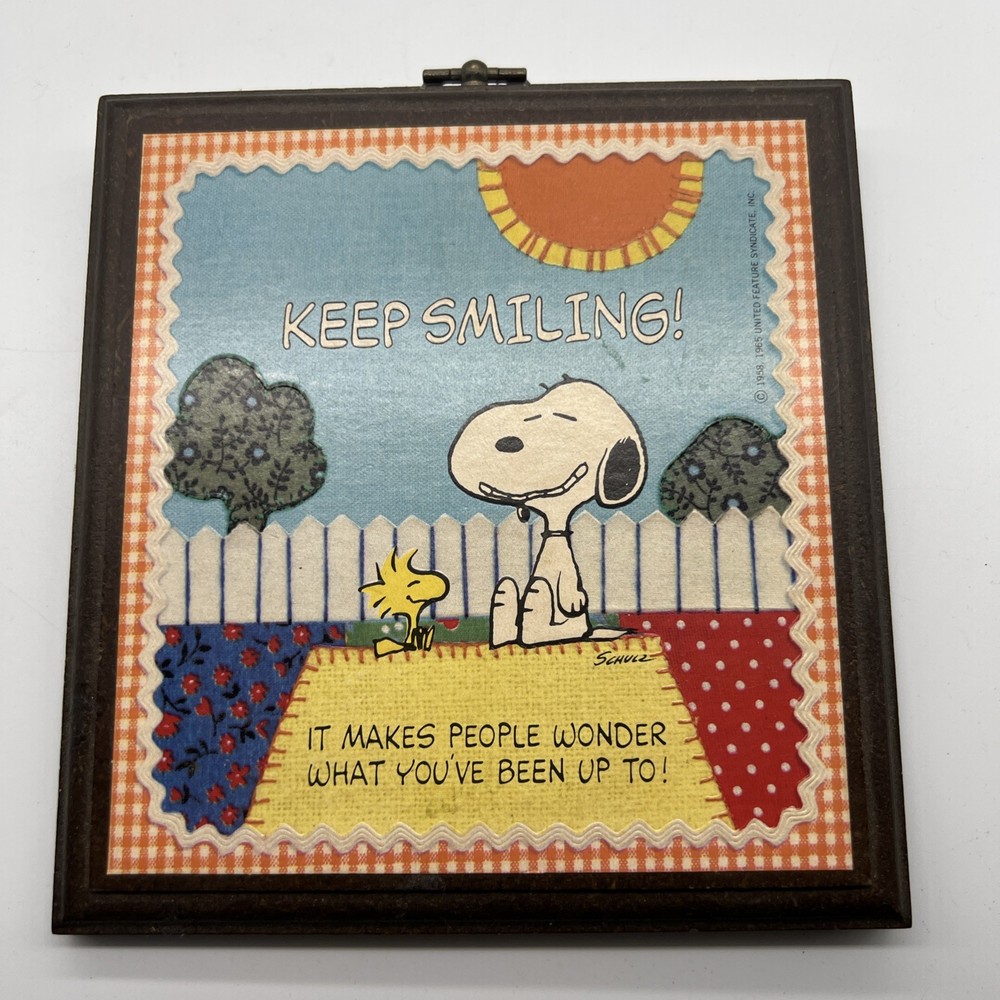 Vintage Hallmark Peanuts Snoopy Woodstock Keep Smiling Wooden Wall Plaque