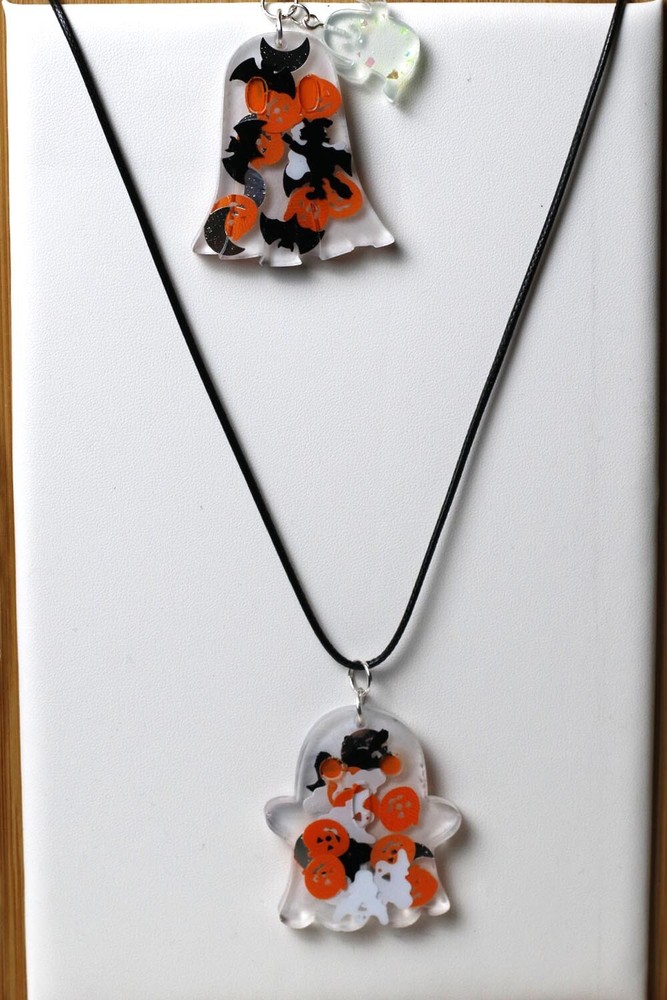 Boo Buddy Bundle (Necklace & Keychain)