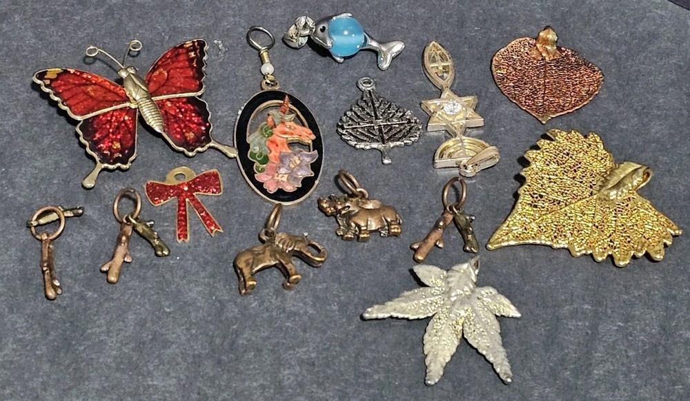 Enameled Pendent Mixed Metals Animals Leafs Bonus Butterfly Brooch Lot 14 Items