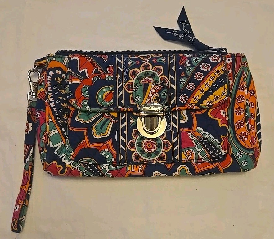 Vera Bradley Wristlet Wallet Purse Clutch Paisley Print
