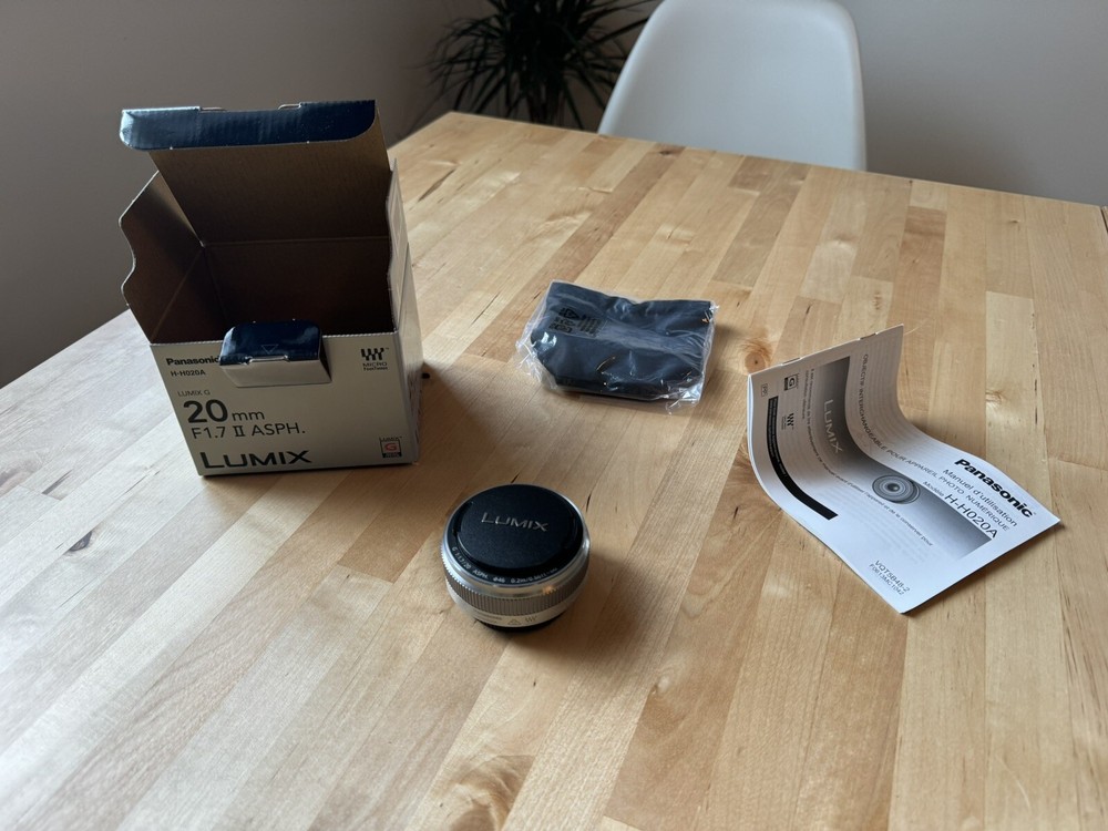 Panasonic Lumix G 20mm f/1.7 II ASPH. Lens Silver H-H020A - Current Version